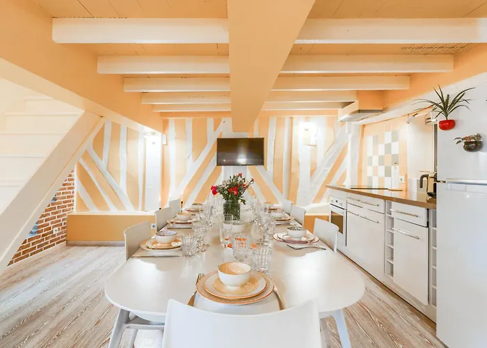 Loft Honfleurais 10 Personnes - Coeur Historique Prázdninový dům